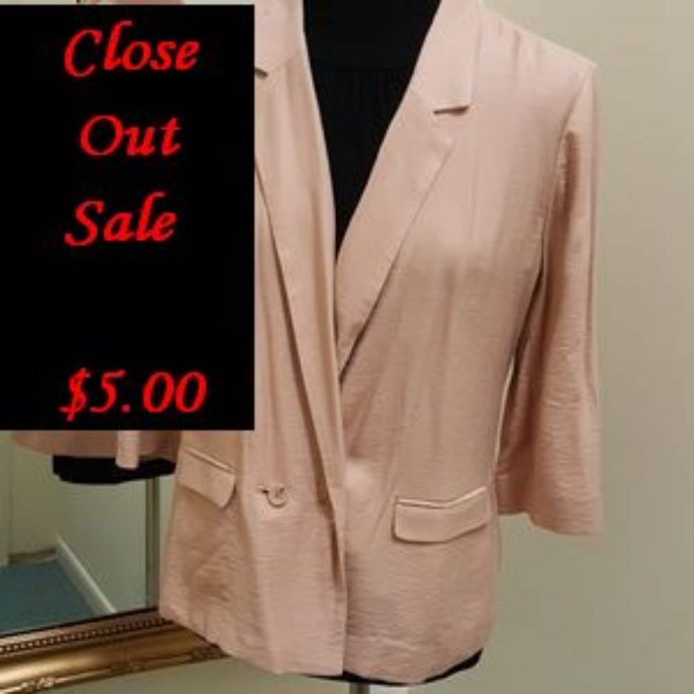NWT Lauren Conrad Rayon/ Nylon Peach Blazer